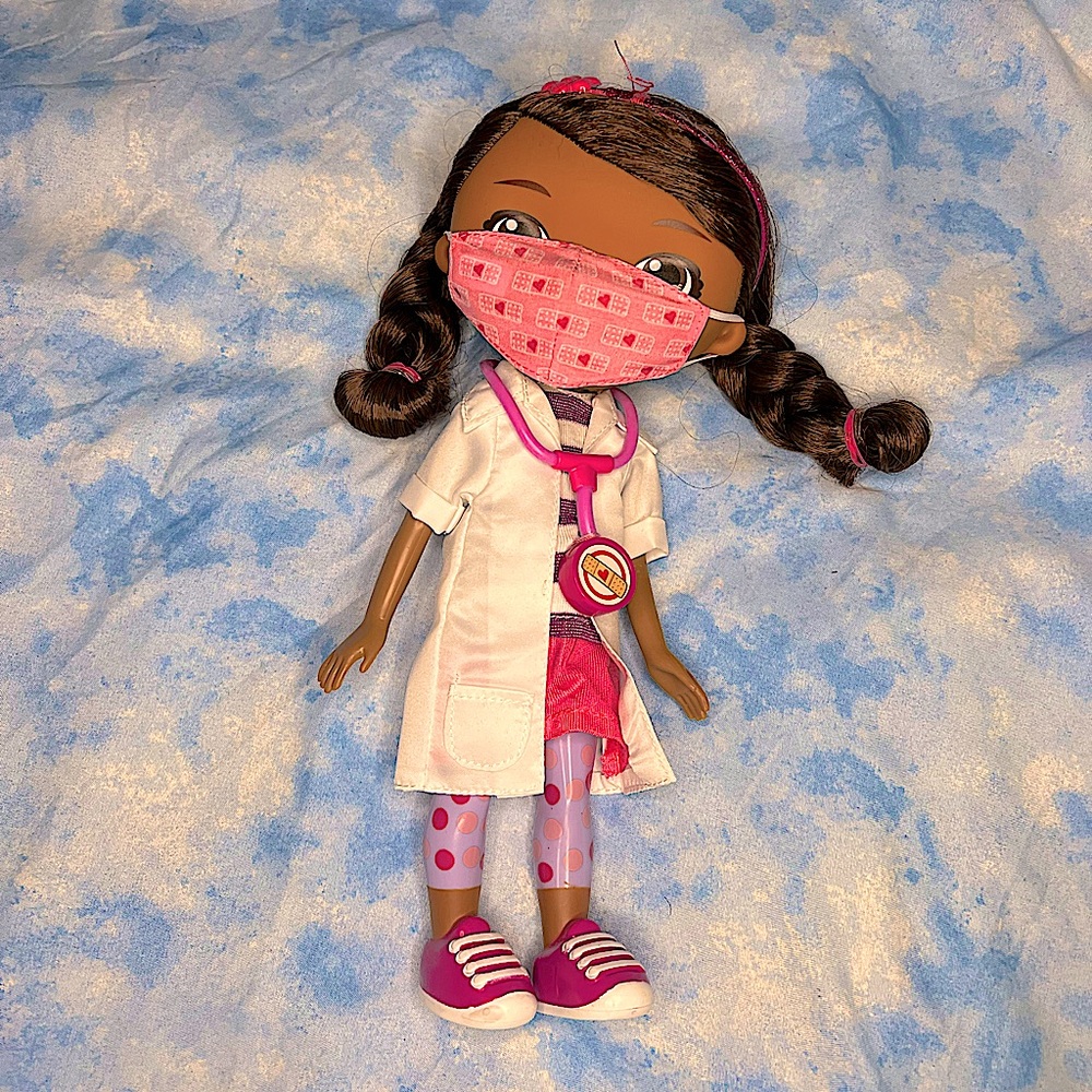 Doc McStuffins doll